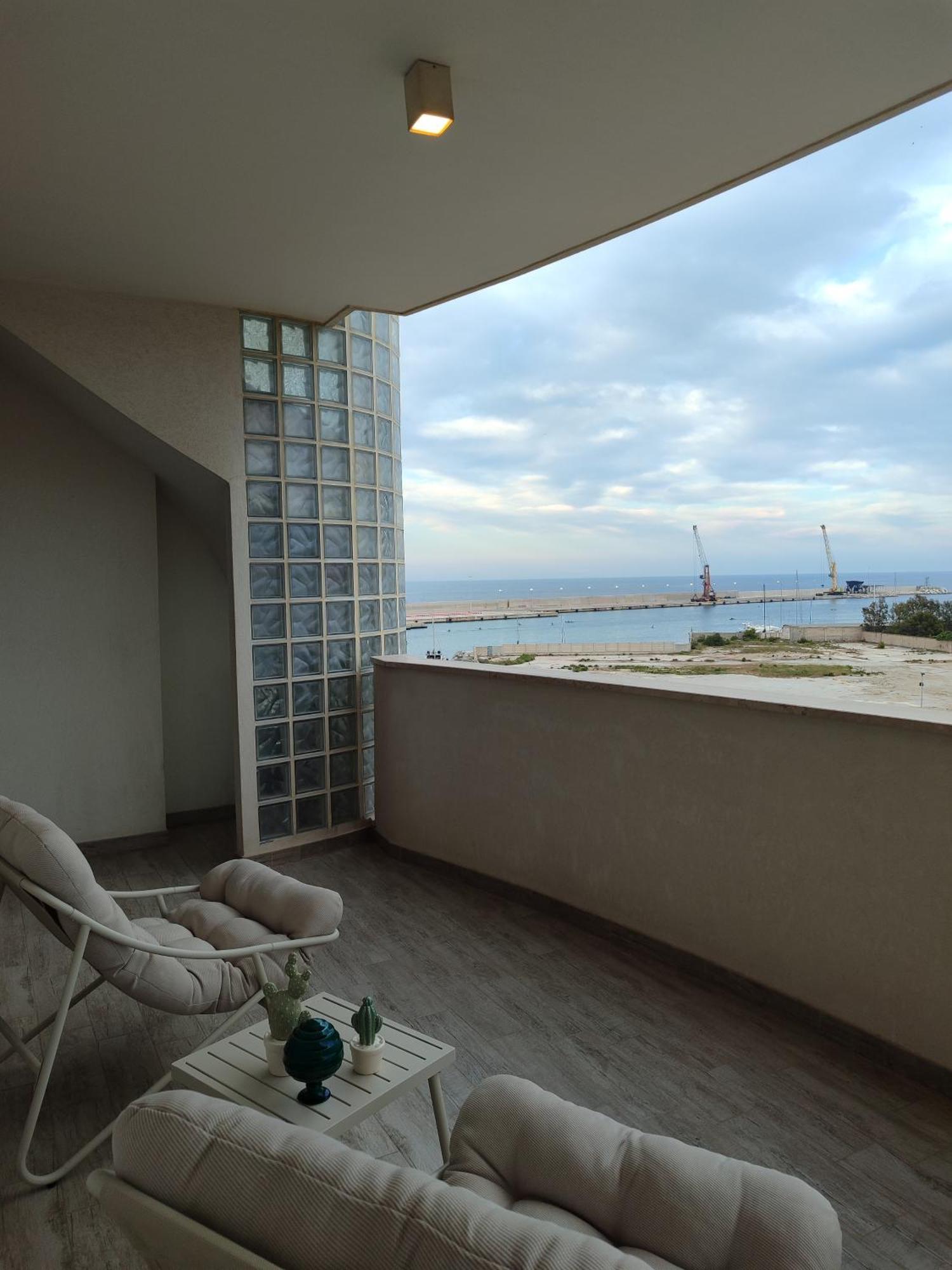 Sea View Apartment Monopoli Eksteriør billede